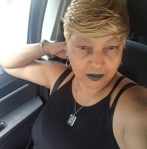 Meet your Posher, Hazel